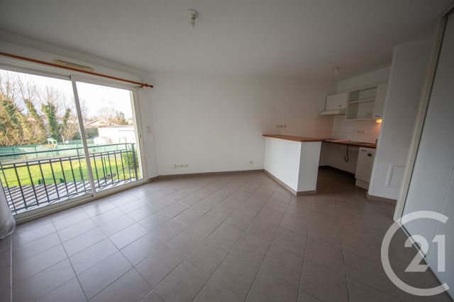 Appartement à vendre - 3 pièces - 53.11 m2 - LE TAILLAN MEDOC - 33 - AQUITAINE - Century 21 Kadima