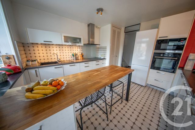 maison à vendre - 7 pièces - 170.1 m2 - ST MEDARD EN JALLES - 33 - AQUITAINE - Century 21 Kadima