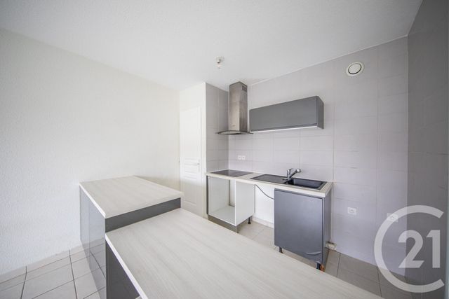 Appartement T2 à vendre - 2 pièces - 45.47 m2 - MARTIGNAS SUR JALLE - 33 - AQUITAINE - Century 21 Kadima