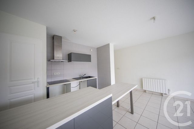 Appartement T2 à vendre - 2 pièces - 45.47 m2 - MARTIGNAS SUR JALLE - 33 - AQUITAINE - Century 21 Kadima