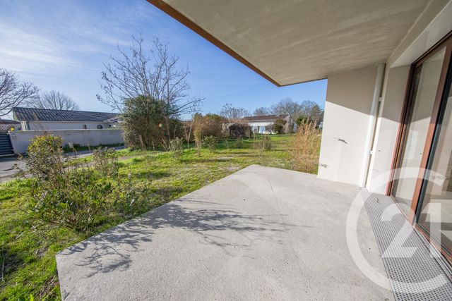 Appartement T4 à vendre - 5 pièces - 84.36 m2 - ST MEDARD EN JALLES - 33 - AQUITAINE - Century 21 Kadima