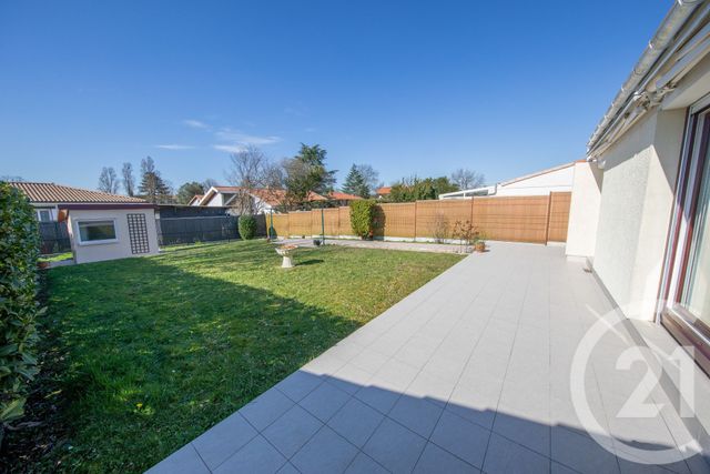 maison à vendre - 5 pièces - 93.47 m2 - ST MEDARD EN JALLES - 33 - AQUITAINE - Century 21 Kadima