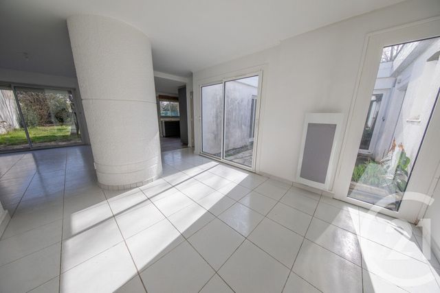 maison à vendre - 6 pièces - 122.33 m2 - ST MEDARD EN JALLES - 33 - AQUITAINE - Century 21 Kadima