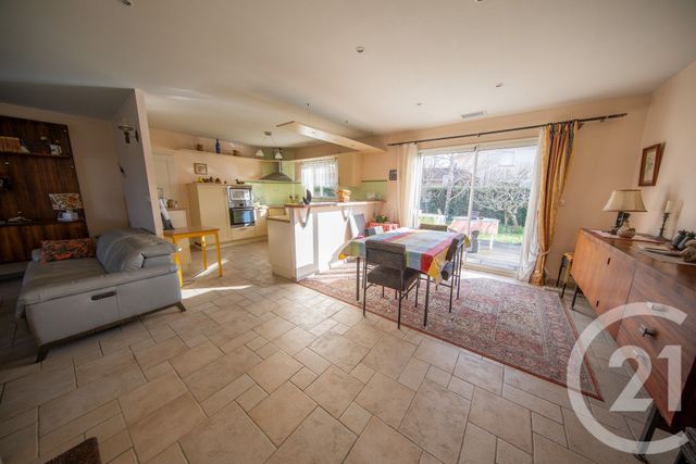 maison à vendre - 5 pièces - 93.66 m2 - LE TAILLAN MEDOC - 33 - AQUITAINE - Century 21 Kadima