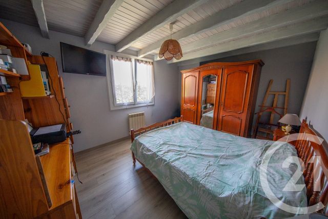maison à vendre - 5 pièces - 90.7 m2 - ST MEDARD EN JALLES - 33 - AQUITAINE - Century 21 Kadima