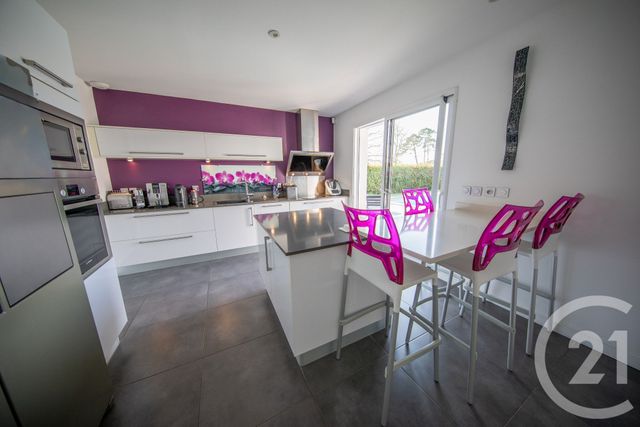 maison à vendre - 6 pièces - 137.6 m2 - ST AUBIN DE MEDOC - 33 - AQUITAINE - Century 21 Kadima