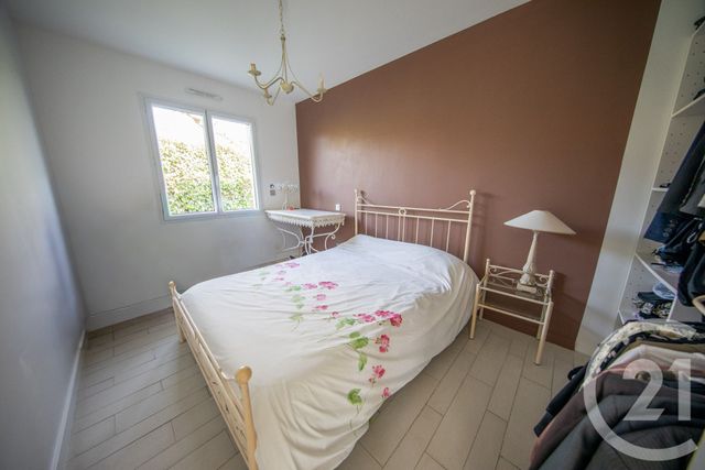 maison à vendre - 6 pièces - 137.6 m2 - ST AUBIN DE MEDOC - 33 - AQUITAINE - Century 21 Kadima