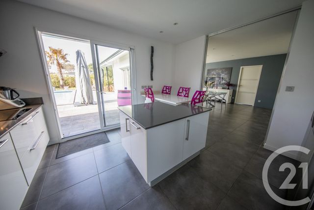 maison à vendre - 6 pièces - 137.6 m2 - ST AUBIN DE MEDOC - 33 - AQUITAINE - Century 21 Kadima