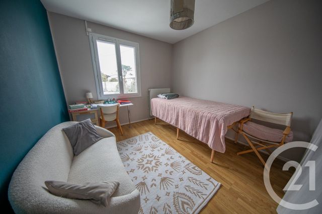 maison à vendre - 5 pièces - 108.92 m2 - ST MEDARD EN JALLES - 33 - AQUITAINE - Century 21 Kadima