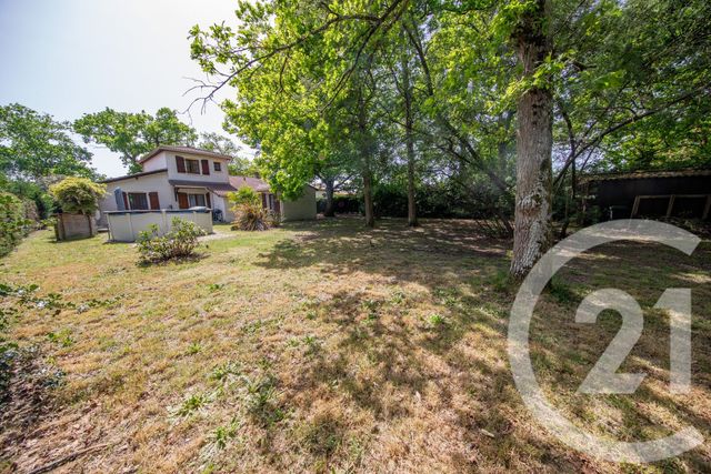 maison à vendre - 8 pièces - 146.33 m2 - ST MEDARD EN JALLES - 33 - AQUITAINE - Century 21 Kadima