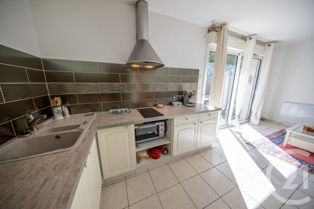 maison à vendre - 3 pièces - 60.13 m2 - ST MEDARD EN JALLES - 33 - AQUITAINE - Century 21 Kadima