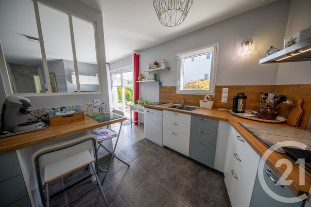 maison à vendre - 4 pièces - 75.93 m2 - ST MEDARD EN JALLES - 33 - AQUITAINE - Century 21 Kadima