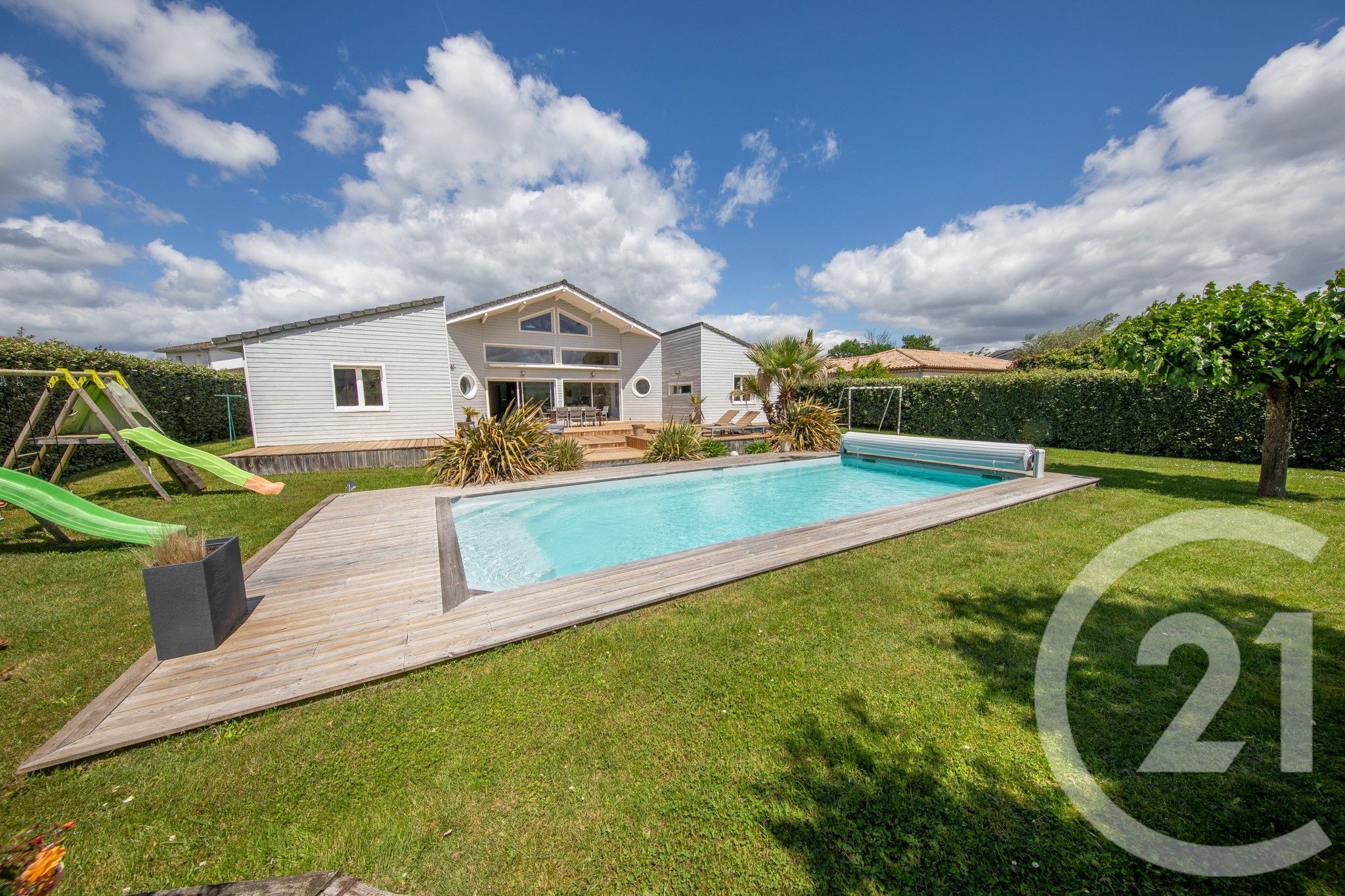 Maison 7 pièces 170 m² à vendre à Saint-Aubin-de-Médoc — photo 2
