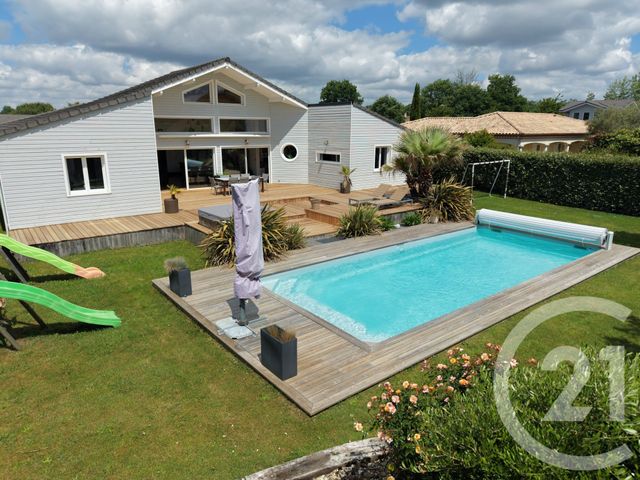 maison à vendre - 7 pièces - 170.09 m2 - ST AUBIN DE MEDOC - 33 - AQUITAINE - Century 21 Kadima