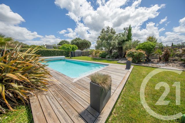 maison à vendre - 7 pièces - 170.09 m2 - ST AUBIN DE MEDOC - 33 - AQUITAINE - Century 21 Kadima