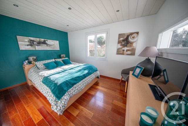 maison à vendre - 7 pièces - 170.09 m2 - ST AUBIN DE MEDOC - 33 - AQUITAINE - Century 21 Kadima