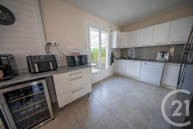 maison à vendre - 5 pièces - 91.52 m2 - ST MEDARD EN JALLES - 33 - AQUITAINE - Century 21 Kadima