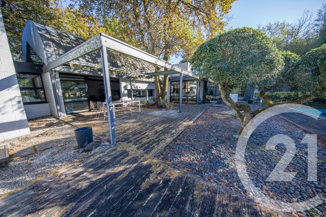 maison à vendre - 6 pièces - 208.35 m2 - ST MEDARD EN JALLES - 33 - AQUITAINE - Century 21 Kadima