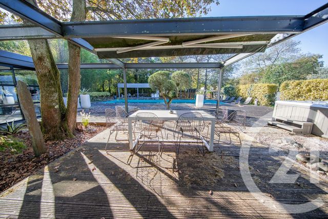 maison à vendre - 6 pièces - 208.35 m2 - ST MEDARD EN JALLES - 33 - AQUITAINE - Century 21 Kadima