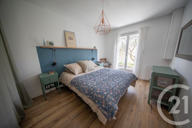 maison à vendre - 7 pièces - 157.36 m2 - ST MEDARD EN JALLES - 33 - AQUITAINE - Century 21 Kadima