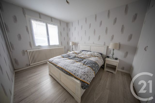 maison à vendre - 3 pièces - 62.95 m2 - ST MEDARD EN JALLES - 33 - AQUITAINE - Century 21 Kadima