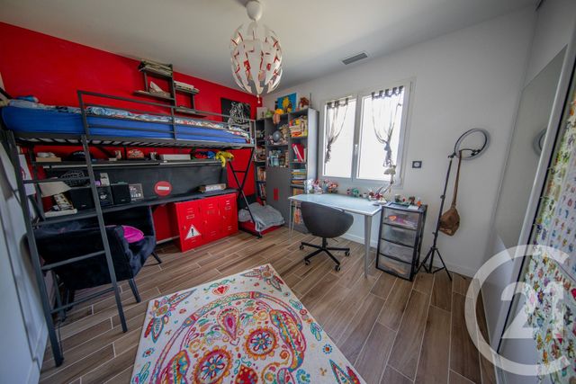 maison à vendre - 6 pièces - 136.94 m2 - ST MEDARD EN JALLES - 33 - AQUITAINE - Century 21 Kadima