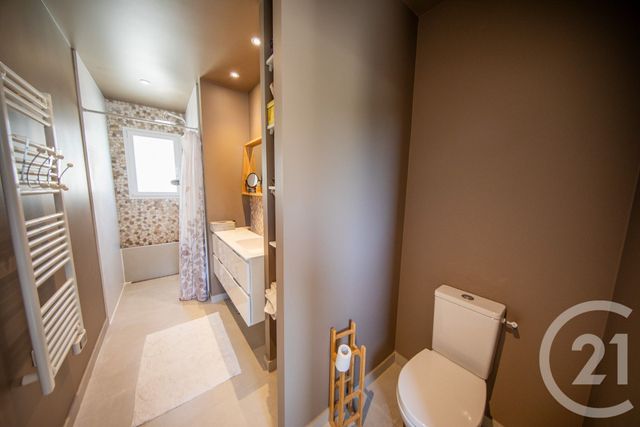 maison à vendre - 6 pièces - 136.94 m2 - ST MEDARD EN JALLES - 33 - AQUITAINE - Century 21 Kadima