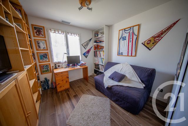 maison à vendre - 6 pièces - 136.94 m2 - ST MEDARD EN JALLES - 33 - AQUITAINE - Century 21 Kadima