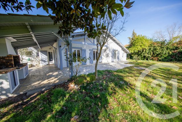 maison à vendre - 9 pièces - 171.3 m2 - ST AUBIN DE MEDOC - 33 - AQUITAINE - Century 21 Kadima