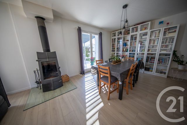 maison à vendre - 6 pièces - 110.19 m2 - ST MEDARD EN JALLES - 33 - AQUITAINE - Century 21 Kadima