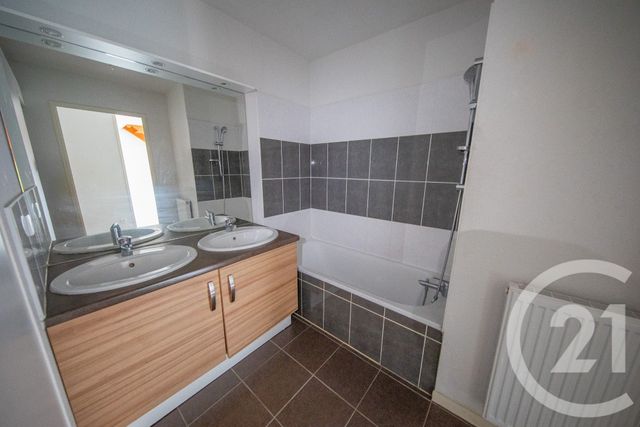 Appartement T3 à vendre - 3 pièces - 62.58 m2 - LE HAILLAN - 33 - AQUITAINE - Century 21 Kadima