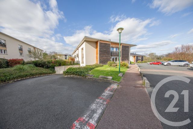 Appartement T3 à vendre - 3 pièces - 62.58 m2 - LE HAILLAN - 33 - AQUITAINE - Century 21 Kadima