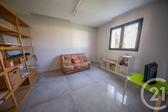 maison à vendre - 7 pièces - 172.0 m2 - MARTIGNAS SUR JALLE - 33 - AQUITAINE - Century 21 Kadima