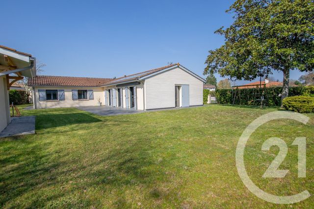 maison à vendre - 7 pièces - 172.0 m2 - MARTIGNAS SUR JALLE - 33 - AQUITAINE - Century 21 Kadima