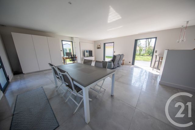 maison à vendre - 7 pièces - 172.0 m2 - MARTIGNAS SUR JALLE - 33 - AQUITAINE - Century 21 Kadima