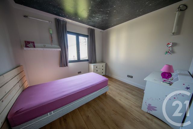 maison à vendre - 7 pièces - 172.0 m2 - MARTIGNAS SUR JALLE - 33 - AQUITAINE - Century 21 Kadima