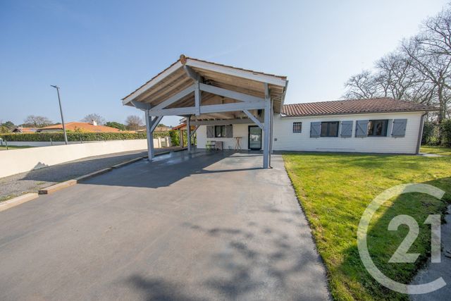 maison à vendre - 7 pièces - 172.0 m2 - MARTIGNAS SUR JALLE - 33 - AQUITAINE - Century 21 Kadima