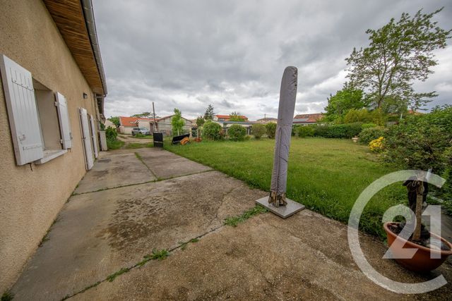 maison à vendre - 5 pièces - 145.54 m2 - LE TAILLAN MEDOC - 33 - AQUITAINE - Century 21 Kadima