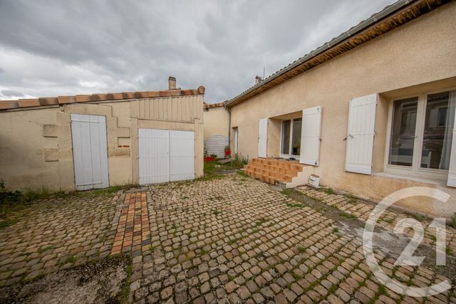 maison à vendre - 5 pièces - 145.54 m2 - LE TAILLAN MEDOC - 33 - AQUITAINE - Century 21 Kadima