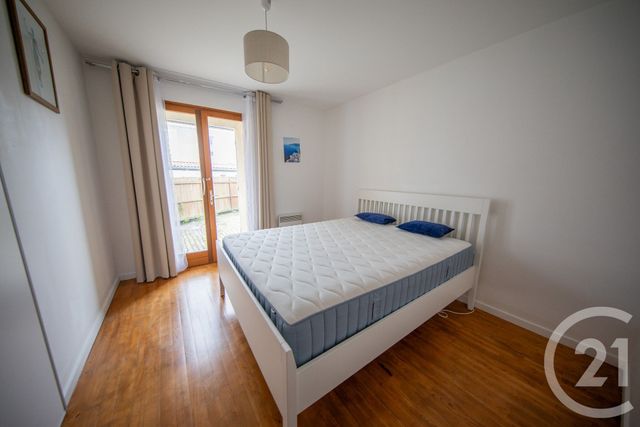 maison à vendre - 5 pièces - 145.54 m2 - LE TAILLAN MEDOC - 33 - AQUITAINE - Century 21 Kadima
