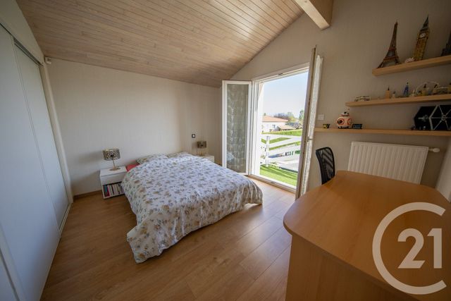 maison à vendre - 6 pièces - 146.41 m2 - ST MEDARD EN JALLES - 33 - AQUITAINE - Century 21 Kadima