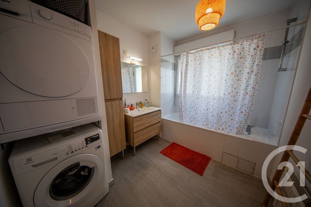 maison à vendre - 5 pièces - 96.28 m2 - ST MEDARD EN JALLES - 33 - AQUITAINE - Century 21 Kadima