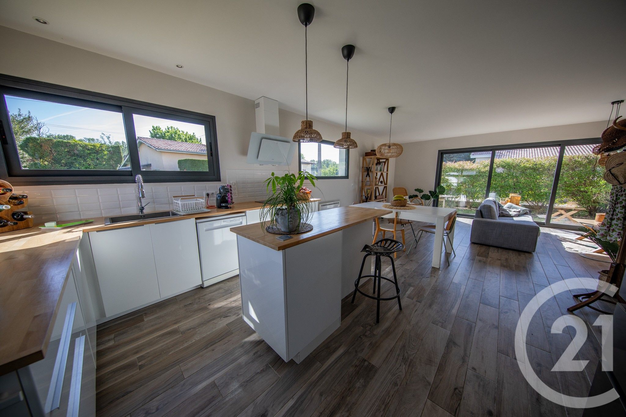 Maison 5 pièces 107 m² à vendre à Saint-Médard-en-Jalles — photo 2