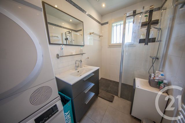 maison à vendre - 5 pièces - 108.65 m2 - ST MEDARD EN JALLES - 33 - AQUITAINE - Century 21 Kadima