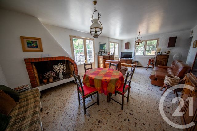maison à vendre - 6 pièces - 129.7 m2 - ST MEDARD EN JALLES - 33 - AQUITAINE - Century 21 Kadima