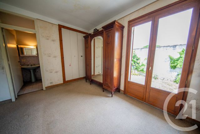maison à vendre - 6 pièces - 165.68 m2 - ST MEDARD EN JALLES - 33 - AQUITAINE - Century 21 Kadima
