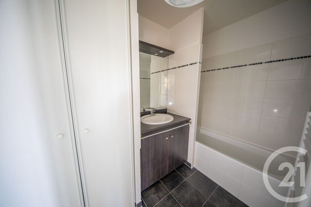 Appartement F2 bis à vendre - 3 pièces - 51.65 m2 - ST MEDARD EN JALLES - 33 - AQUITAINE - Century 21 Kadima