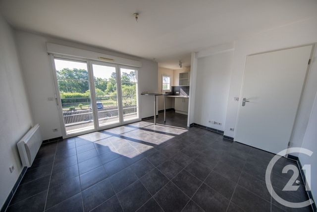 Appartement F2 bis à vendre - 3 pièces - 51.65 m2 - ST MEDARD EN JALLES - 33 - AQUITAINE - Century 21 Kadima