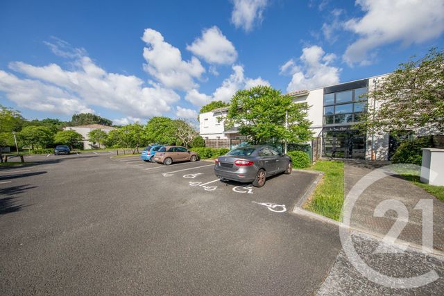 Appartement F2 bis à vendre - 3 pièces - 51.65 m2 - ST MEDARD EN JALLES - 33 - AQUITAINE - Century 21 Kadima