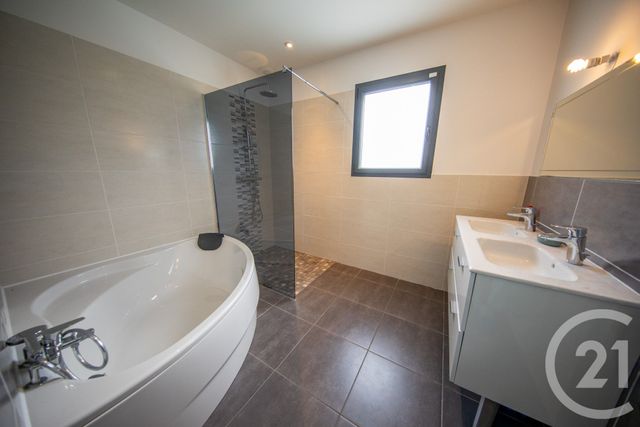maison à vendre - 6 pièces - 133.73 m2 - ST AUBIN DE MEDOC - 33 - AQUITAINE - Century 21 Kadima